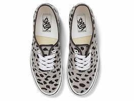 WACKO MARIA x Vault by Vans Authentic 'Leopardo Gris' VN0A4BV9GRY Lookbook WACKO MARIA x Vault by Vans Authentic 'Leopardo Gris' VN0A4BV9GRY