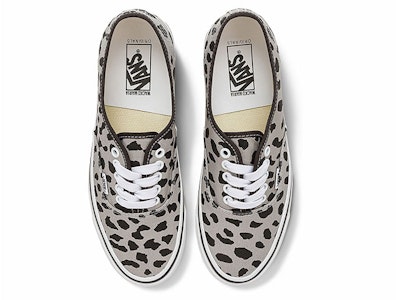 WACKO MARIA x Vault by Vans Authentic 'Leopardo Gris' VN0A4BV9GRY Lookbook WACKO MARIA x Vault by Vans Authentic 'Leopardo Gris' VN0A4BV9GRY