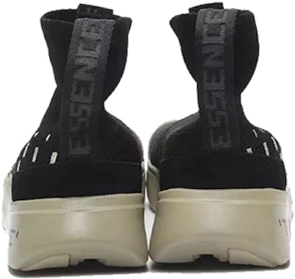 Li-Ning Wade Essence 2 x New York Fashion Week 'Black Khaki' AGWN009-4 Shop Li-Ning Wade Essence 2 x New York Fashion Week 'Black Khaki' AGWN009-4