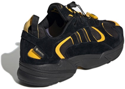 완토 x 아디다스 융-1 고어텍스 '블랙 옐로우' EE9254 Lookbook 완토 x 아디다스 융-1 고어텍스 '블랙 옐로우' EE9254