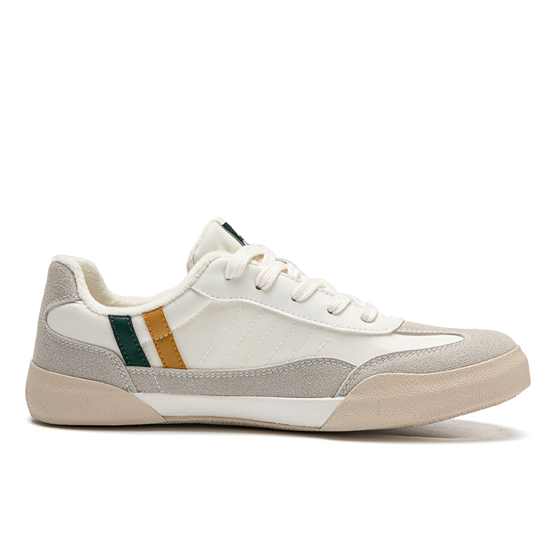 Order Warrior 德训 '牛奶灰苔绿色' WBX-363HJ02