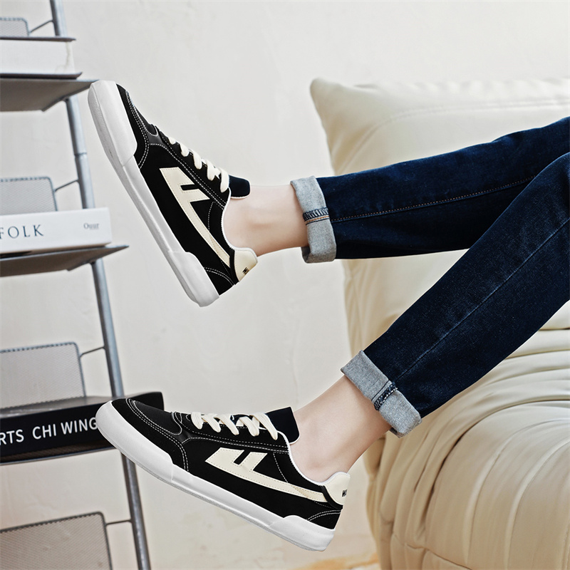 Sizing ウォリアー ブラック ローカット カジュアル (U~oria Burakku Rōkatto Kazuaru)  (60 characters) WXY-E857G03