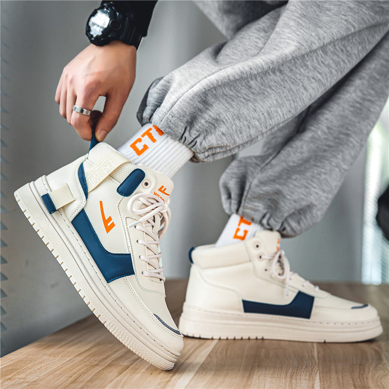 Shop Warrior ''Retro Nationale Stijl Borduurwerk Comfort Hoge Sneakers Blauw Beige'' WXY(S)-1627N01