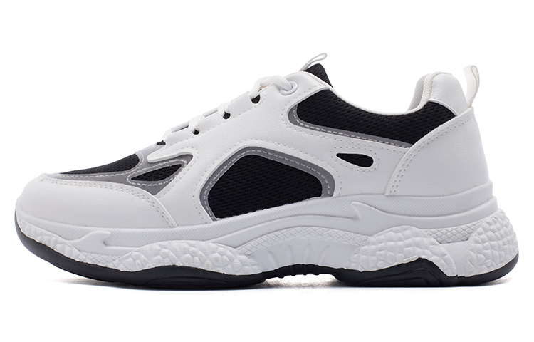Warrior 'White Black Dad Shoe'