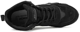 Shop Warrior Basketball 'Retro Black Comfort' WXY-F532C03