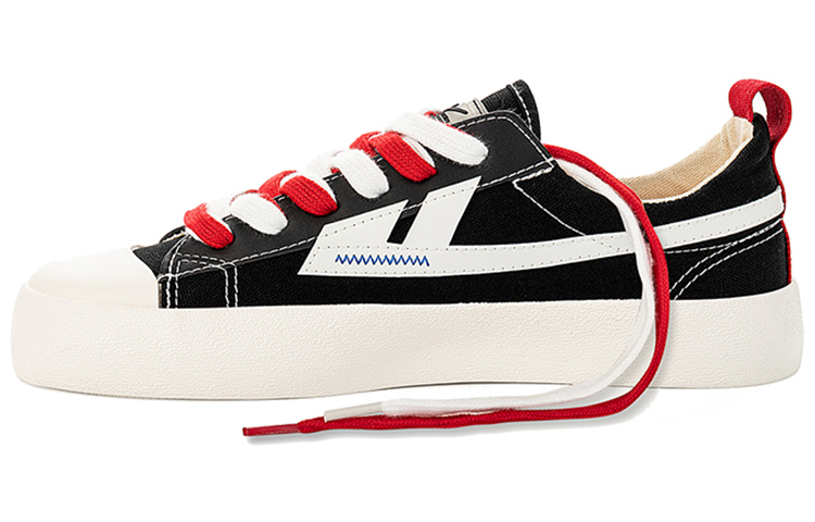 Warrior Black and White 'Zi Li Geng Sheng'