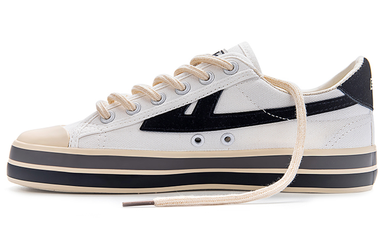 Warrior Canvas 'Black White' WXY-B017MJ03