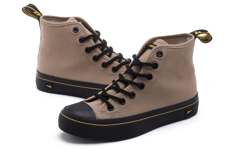 Shop Warrior Kanvas High-Top 'Coklat' WXY-B328MJ02
