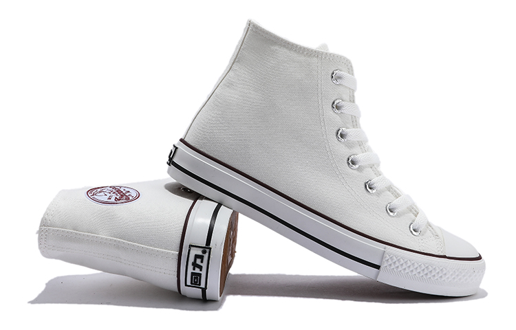 Lookbook Warrior Canvas Alta Zapatilla 'Blanco Versátil' WXY-A236G02