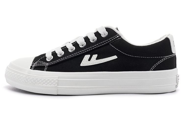 Buy Warrior Kanvas Low 'Hitam Putih' WXY-C369MJ04