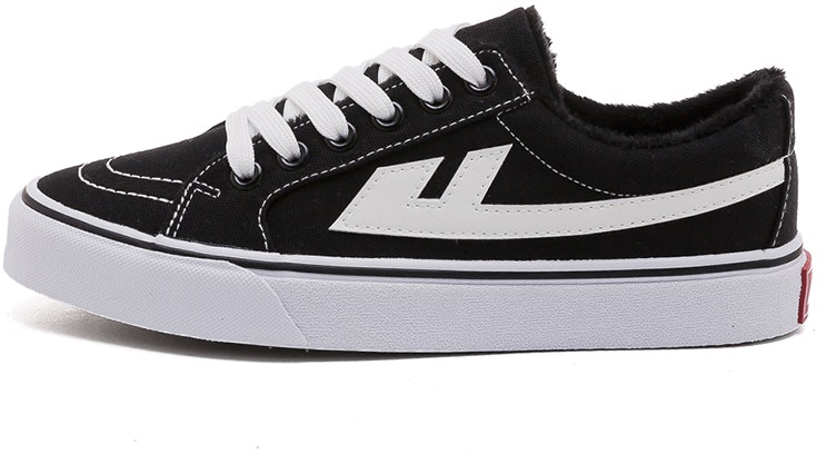 warrior-canvas-low-black-and-white-fur-lined-wbx-69-mj-01
