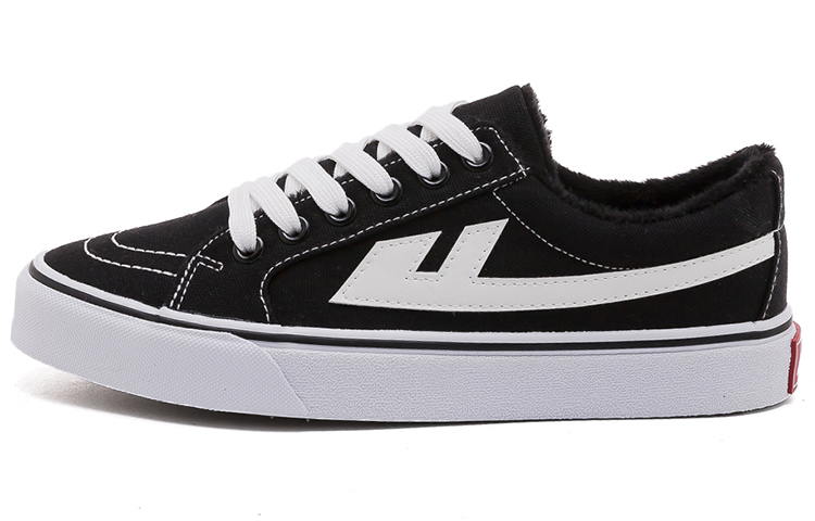 Warrior Canvas Low 'Black and White Fur-Lined' WBX-69MJ01