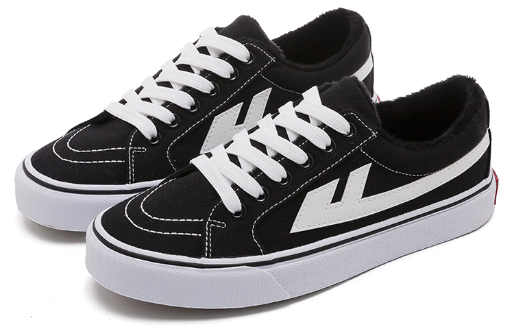 Lookbook Warrior Canvas Low 'Black and White Fur-Lined' WBX-69MJ01