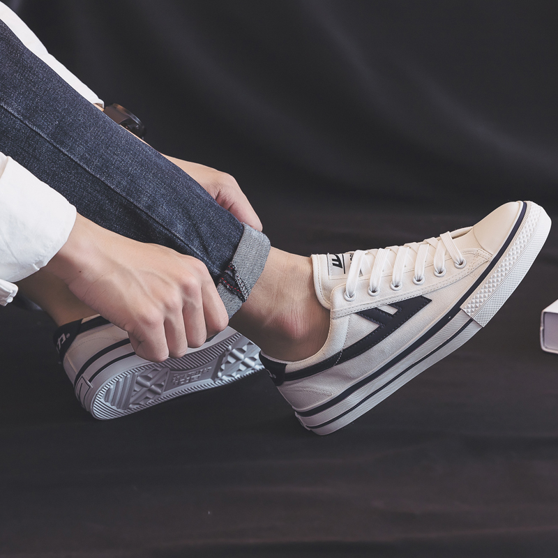 Sizing Warrior Canvas Rendah 'Putih Biru Tua' WXY-C373MJ01