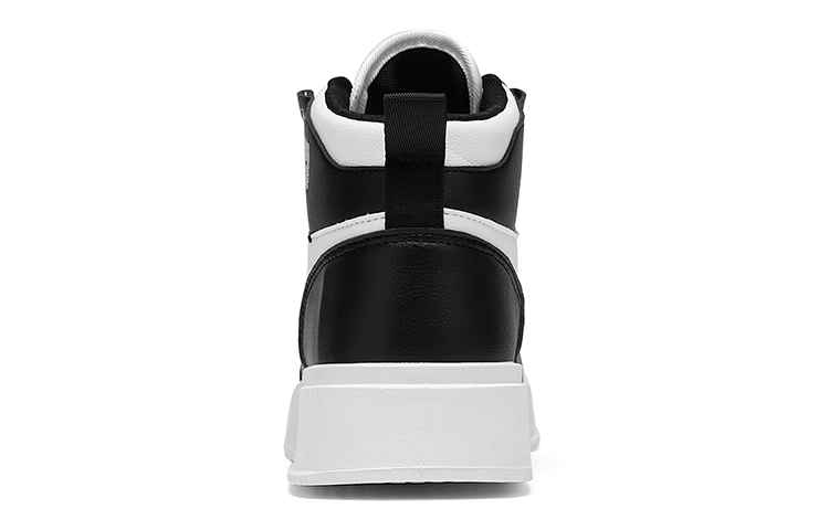 Purchase Warrior Canvas Mid-Top 'Confort Versátil Suela Gruesa' WXY(S)-1570M08