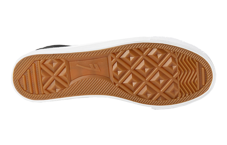 Lookbook Warrior Canvas Retro Low 'Putih Hitam' WXY-A308G05