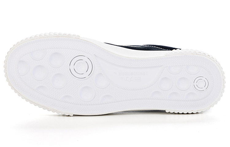 Warrior Canvas Sneaker 'CMFTable Soft Sole Black' 圖 4