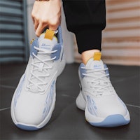 Kasut Bola Keranjang High-Top Warrior Classic 'Graffiti Putih Biru Muda' WXY-F282C01 7