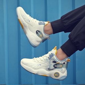 Kasut Bola Keranjang High-Top Warrior Classic 'Graffiti Putih Biru Muda' WXY-F282C01 14