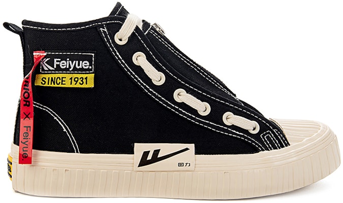 Warrior Sepatu Kanvas Tinggi dengan Ritsleting 'Hitam' FXY-020TC04 Order Warrior Sepatu Kanvas Tinggi dengan Ritsleting 'Hitam' FXY-020TC04