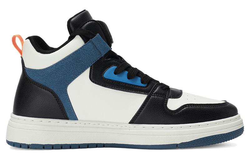 Lookbook Warrior Sepatu Tinggi 'Hitam dan Putih' WXY(S)-0705Z02