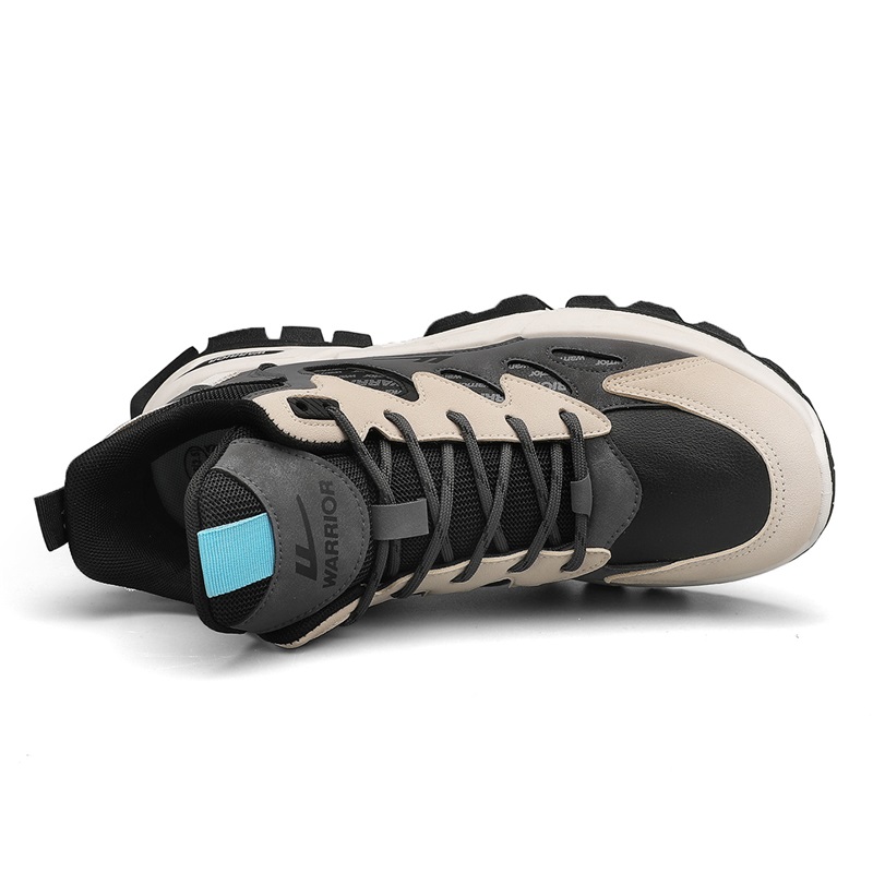 Lookbook Warrior High 'Sepatu Ayah Hitam Beige' WXY-F211C02