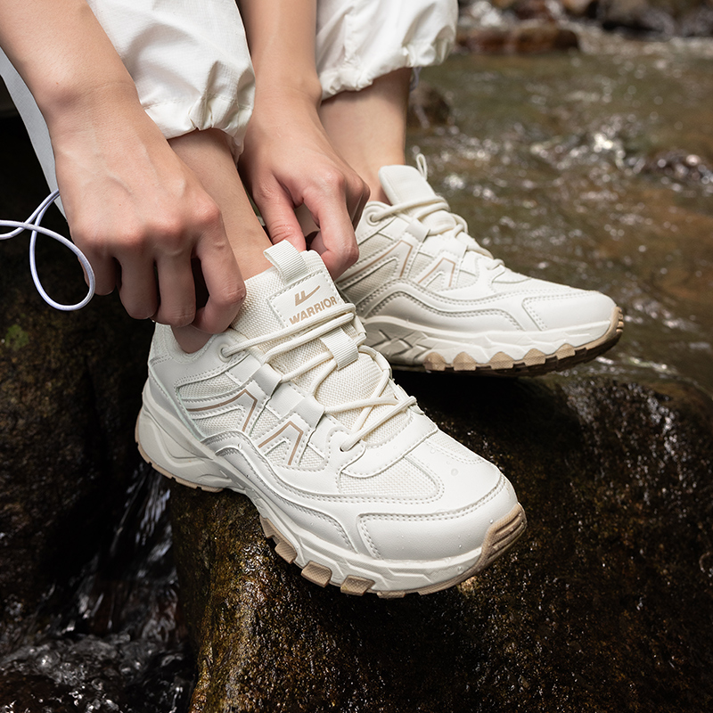 Details for Warrior Low-Top 'Kasual Bernafas' WBN(JS)-1101