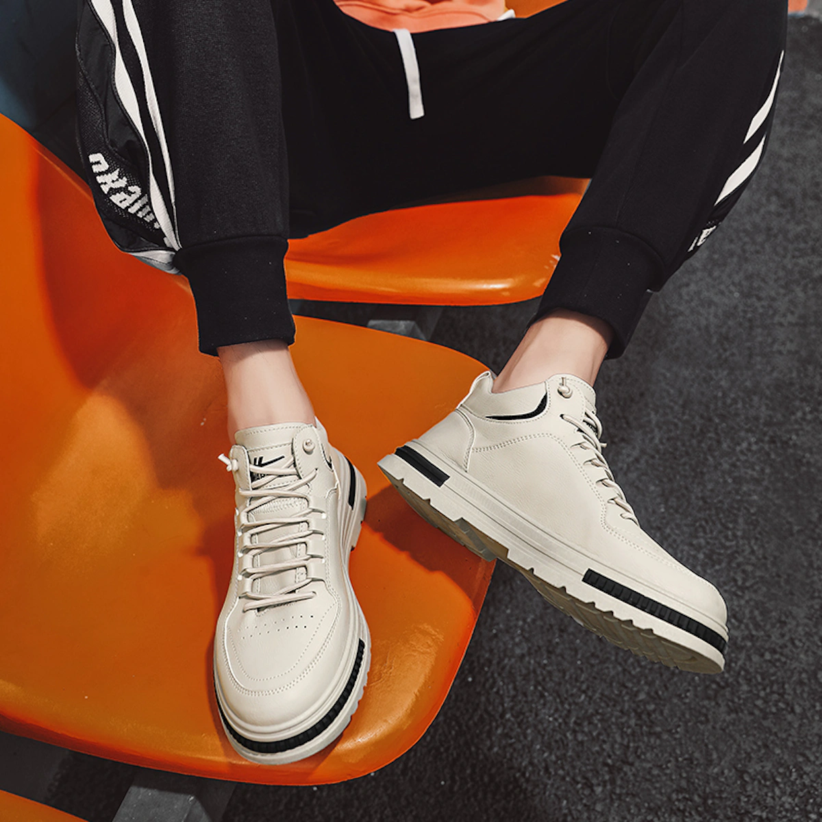 Warrior Low Top 'Beige Black'