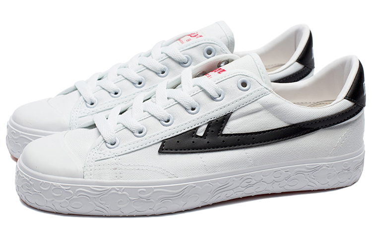 Lookbook Warrior Low Top 'Heichao Hitam dan Putih' WL-0003T05