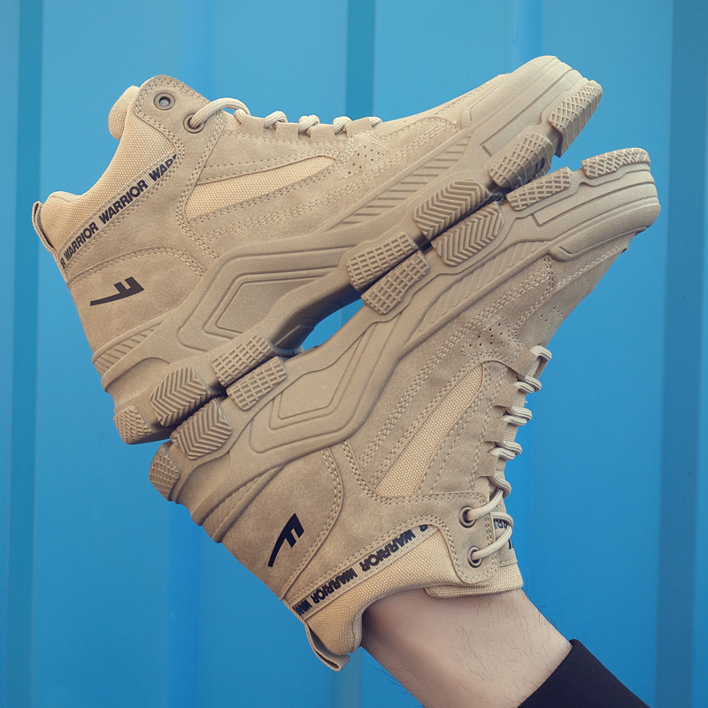 Purchase 回力戰士 皮革拼貼 時尚休閒 防滑耐磨 短筒 馬丁靴 男款 卡其色