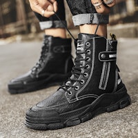 But Warna Hitam 'Warrior Martin Boot Mid'. WXP(WZ)-076002 Sizing But Warna Hitam 'Warrior Martin Boot Mid'. WXP(WZ)-076002