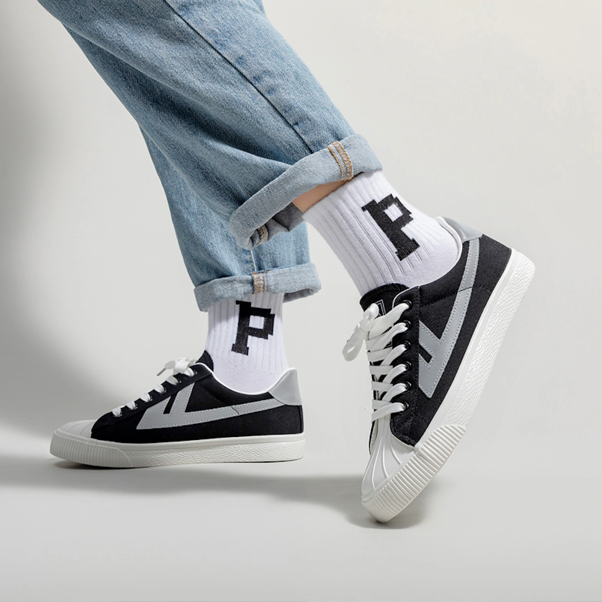 Warrior Shell Toe Low 'Black Silver Grey'