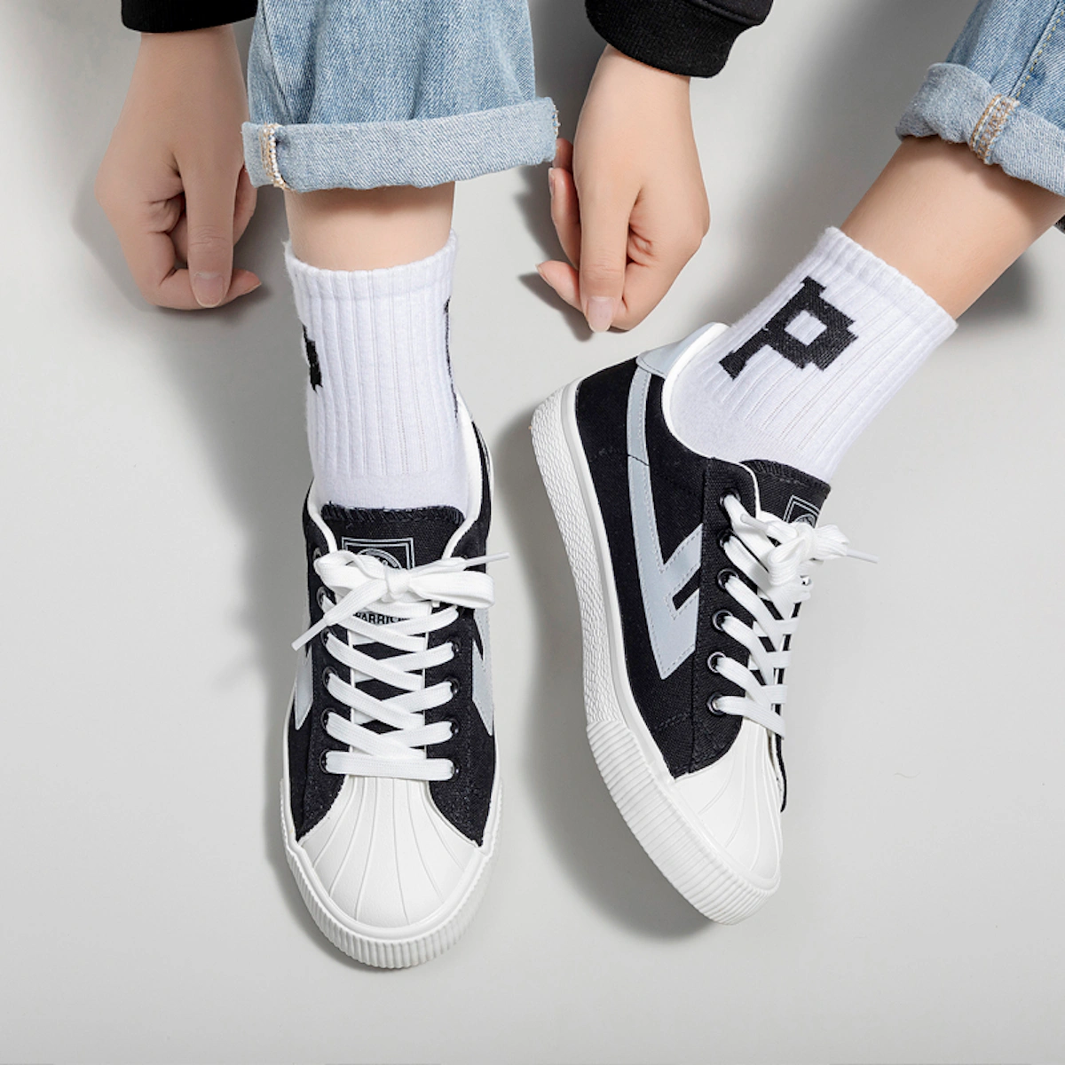 Warrior Shell Toe Low 'Black Silver Grey'