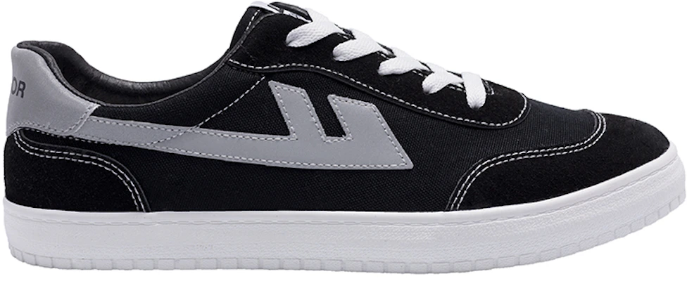 Warrior Ulzzang Low Top 'Hitam Perak' WXY-B950MJ04 Order Warrior Ulzzang Low Top 'Hitam Perak' WXY-B950MJ04