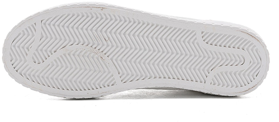 Warrior Ulzzang Low Top 'Hitam Perak' WXY-B950MJ04 Purchase Warrior Ulzzang Low Top 'Hitam Perak' WXY-B950MJ04