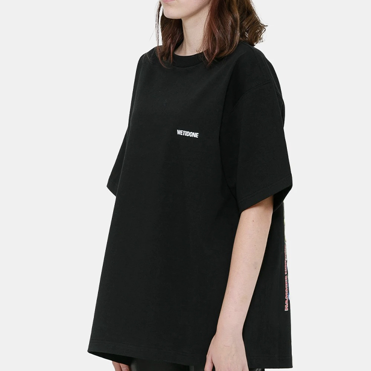 WE11DONE Back Movie Graffiti Print Unisex Black T-Shirt. WD-TP5-19-900-BK 圖 6