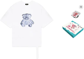 WE11DONE Bear Necklace Reflective Graphic Unisex T-Shirt. WD-TT9-20-117-U-WH WE11DONE Bear Necklace Reflective Graphic Unisex T-Shirt. WD-TT9-20-117-U-WH