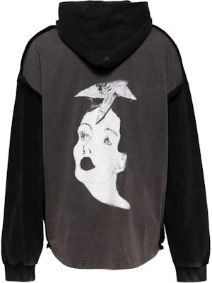 WE11DONE 블랙 워시드 로고 프린트 풀오버 후디 롱슬리브. WD-TH2-24-809-U-BK Lookbook WE11DONE 블랙 워시드 로고 프린트 풀오버 후디 롱슬리브. WD-TH2-24-809-U-BK