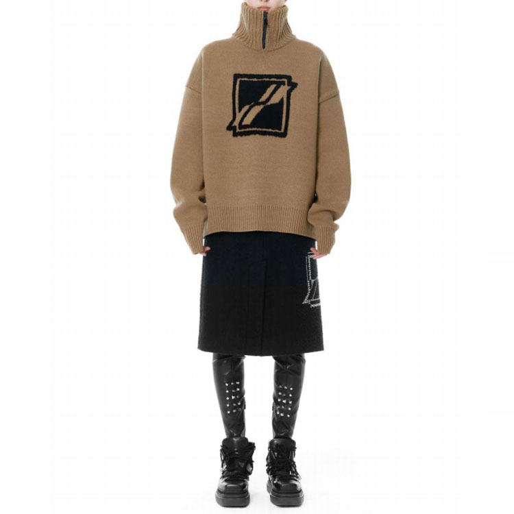 Purchase WE11DONE 胸口標誌拼接半拉鍊毛衣 男女同款 深棕色 WD-KO3-21-603-U-BR