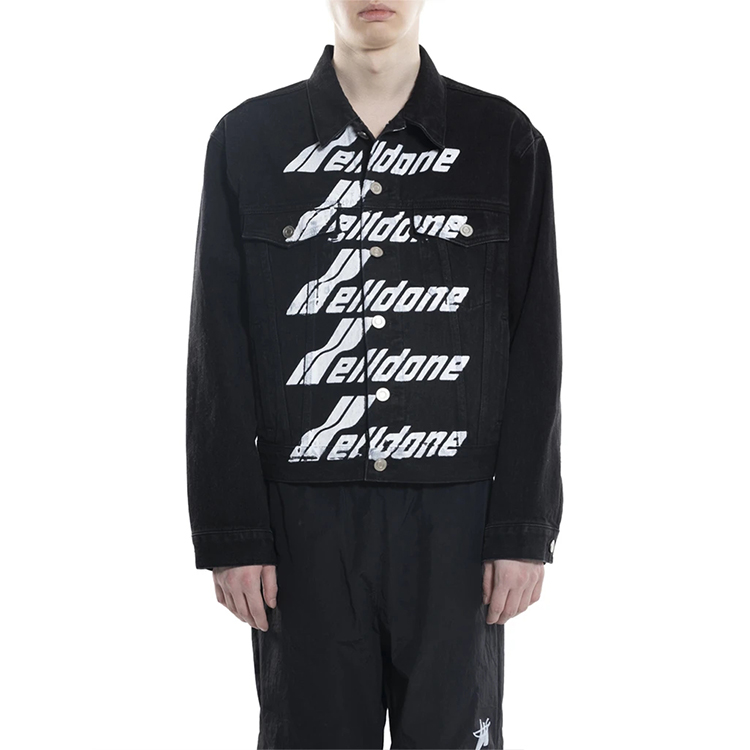 Shop WE11DONE 經典標誌印花丹寧外套 男女款 黑色 WD-DJ6-20-090-U-BK