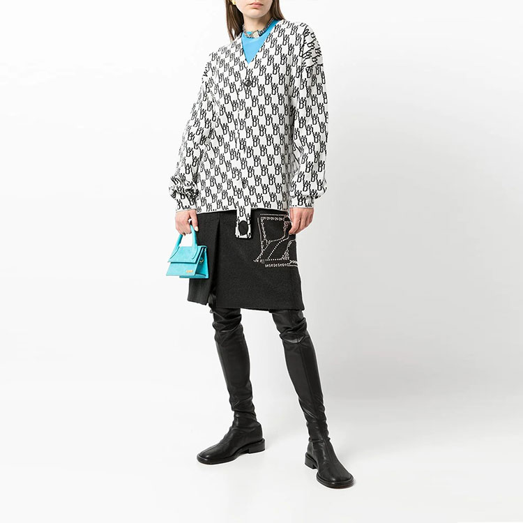 Lookbook 웰던 FW21 블랙 장식 미디 스커트 WD-F13-21-261-W-BKBLACK