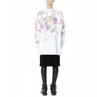 Shop WE11DONE FW21 男女同款白色長袖T恤附標誌貼片 WD-TT3-21-599-U-WH