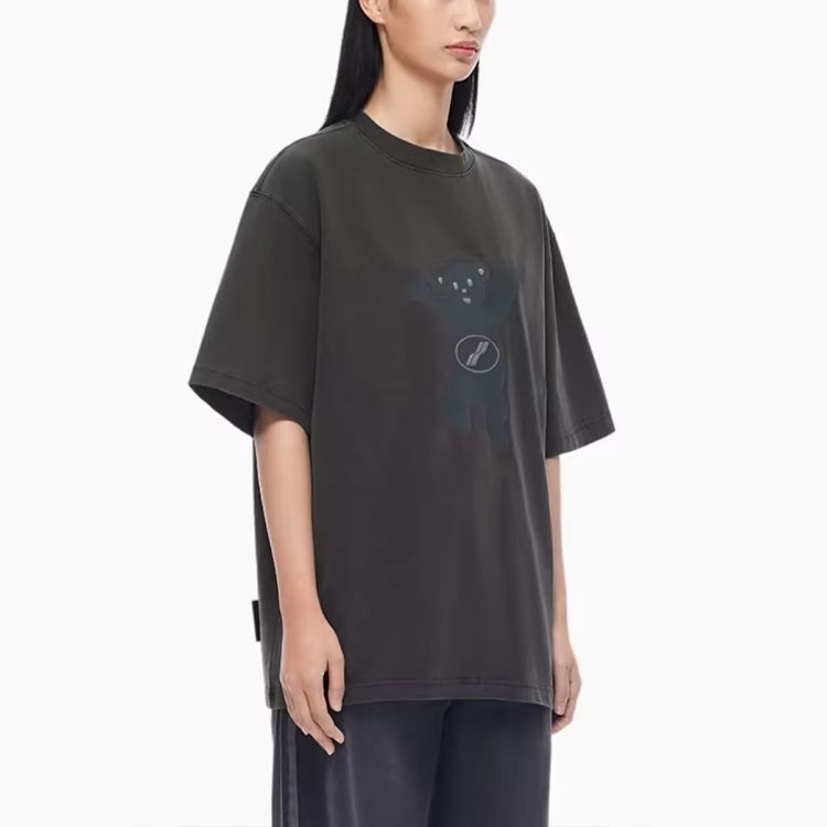 Lookbook WE11DONE FW22 卡通泰迪熊圖案男女款深灰色T恤 WD-TT3-22-715-U-CH