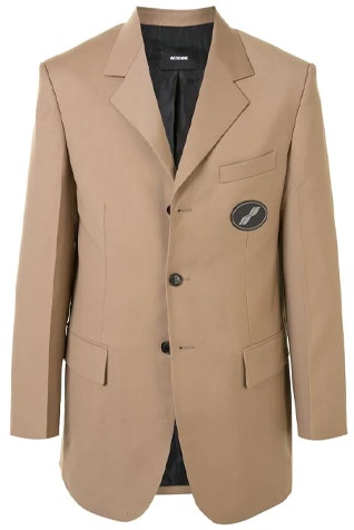 we-11-done-fw-22-classic-logo-khaki-oversized-v-neck-blazer-unisex-wd-jk-4-20-038-u-bg