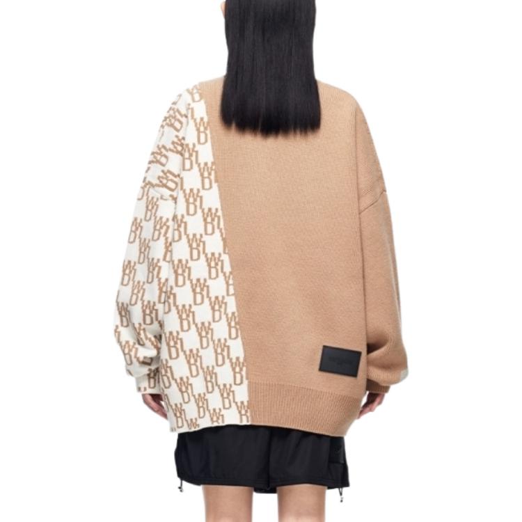 Shop WE11DONE FW22 標誌拼布不對稱羊毛針織毛衣 中性 乳白色 WD-KT1-22-638-U-BG