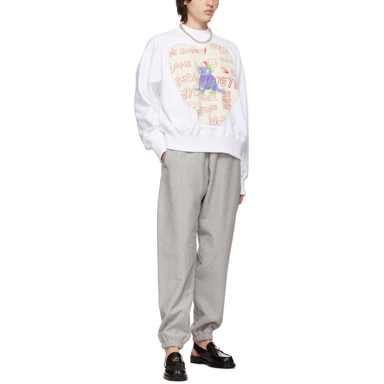 Lookbook WE11DONE グラフィティ パッチ プルオーバー ユニセックス スウェットシャツ ホワイト WD-TS0-21-535-U-WH