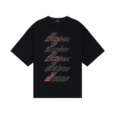 WE11DONE Punk-Style Logo Sparks Graphic Unisex Black T-Shirt. WD-TT0-25-751-U-BK