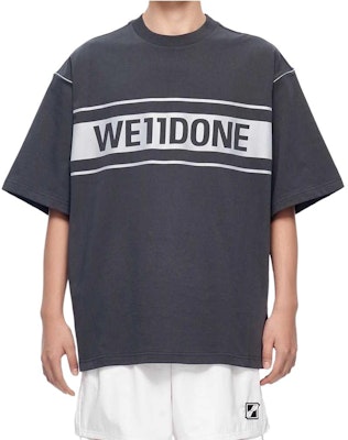 Camiseta Unisex WE11DONE Gris Carbón Logo Reflectivo Gráfico Crewneck. WD-TP5-19-940-CH Shop Camiseta Unisex WE11DONE Gris Carbón Logo Reflectivo Gráfico Crewneck. WD-TP5-19-940-CH