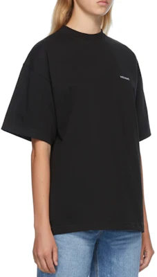 WE11DONE Baju-T Uniseks Hitam Logo Kecil Oversized WD-TP6-20-050-U-BK Details for WE11DONE Baju-T Uniseks Hitam Logo Kecil Oversized WD-TP6-20-050-U-BK