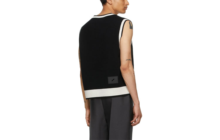 WE11DONE SS21 Black Logo Patch Square Neck Tank Top Unisex - Black WD-KV1-21-629-U-BK 圖 3